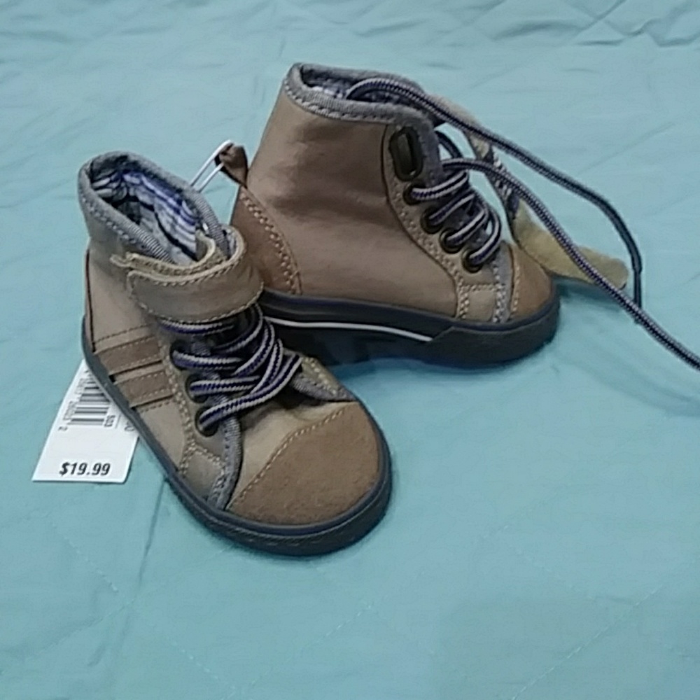 Boys -kids baby shoes new with tags
